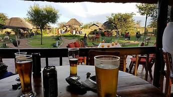 Makumutu Lodge & Campsite