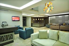 Lugga Boutique Hotel & Beach