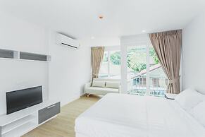 Condo in Kata in Ozone - Unit A506