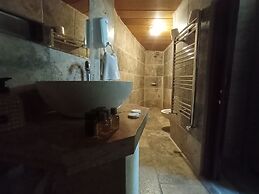 Sandik Cave Hotel