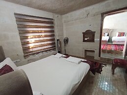 Sandik Cave Hotel