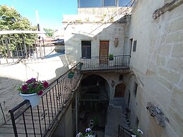 Sandik Cave Hotel