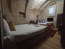 Sandik Cave Hotel