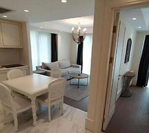 Elysium Art Suites Bomonti