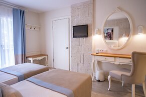 Mark Warner Phokaia Beach Resort