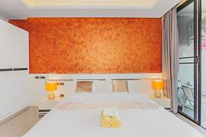 Condo in Nai Harn in ReLife 15-132-301