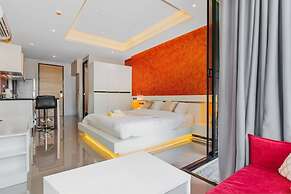 Condo in Nai Harn in ReLife 15-132-301