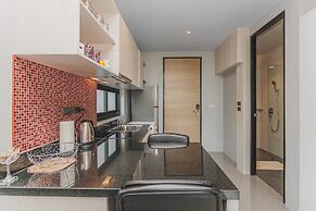 Condo in Nai Harn in ReLife 15-132-301