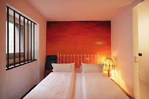 18Arts Hotel - Living in a Gallery!