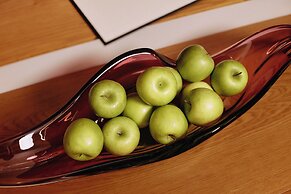 18Arts Hotel - Living in a Gallery!