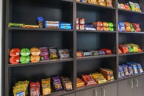 Holiday Inn Express & Suites Kansas City - Lee's Summit by IHG