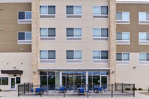 Holiday Inn Express & Suites Kansas City - Lee's Summit by IHG