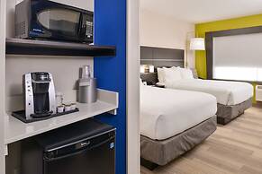 Holiday Inn Express & Suites Kansas City - Lee's Summit by IHG
