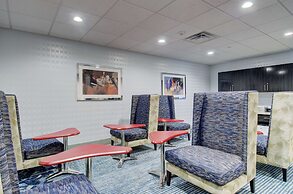 Hampton Inn & Suites Boston/Stoughton