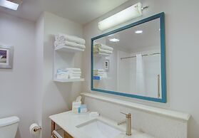 Hampton Inn & Suites Boston/Stoughton