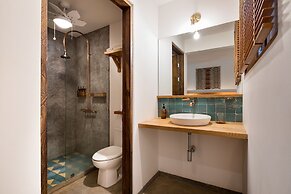 The Nomadic Hotel