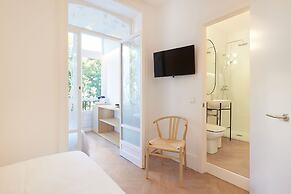 The Mohouse Boutique Room