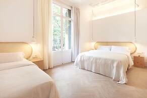 The Mohouse Boutique Room