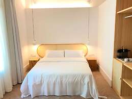 The Mohouse Boutique Room