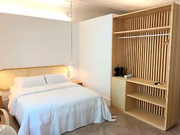 The Mohouse Boutique Room