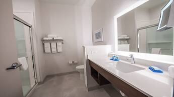 Holiday Inn Express & Suites-Dripping Springs - Austin Area by IHG