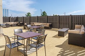 Holiday Inn Express and Suites-Cincinnati NE - Red Bank Road by IHG