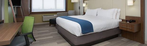 Holiday Inn Express and Suites-Platteville, an IHG Hotel