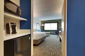 Holiday Inn Express and Suites-Elizabethtown North by IHG