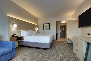 Holiday Inn Express and Suites-Elizabethtown North by IHG