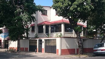 Villa Gascue Guest Apartments