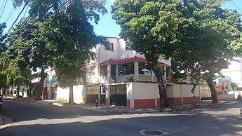 Villa Gascue Guest Apartments