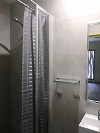 Breeze Lodge - Hostel