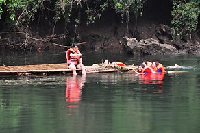 Mek Kiri River Kwai Resort