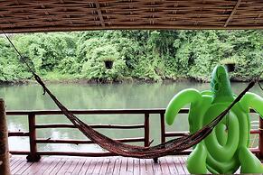 Mek Kiri River Kwai Resort