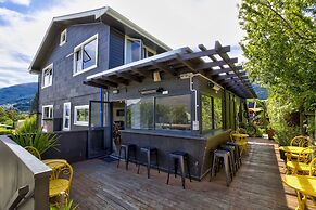 The Black Sheep Backpackers