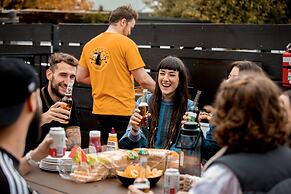 The Black Sheep Backpackers