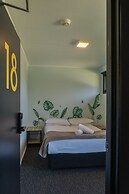 The Black Sheep Backpackers