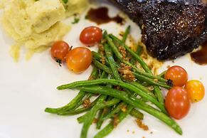 Valero Grand Suites by Swiss-Belhotel Makati