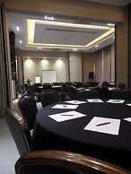 Valero Grand Suites by Swiss-Belhotel Makati