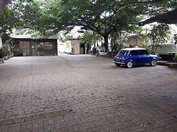 Bermuda Garden Hotel