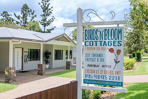 Birds 'n' Bloom Cottages