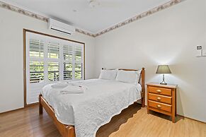 Birds 'n' Bloom Cottages