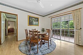 Birds 'n' Bloom Cottages