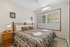 Birds 'n' Bloom Cottages