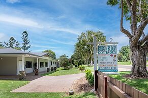 Birds 'n' Bloom Cottages