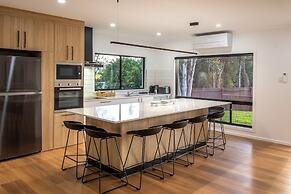 Birds 'n' Bloom Cottages