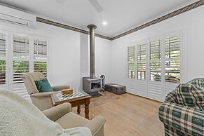 Birds 'n' Bloom Cottages