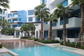 The Crest Hua Hin Rm.no.477 and 471