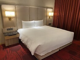 CHECK inn Select Tainan YongKang