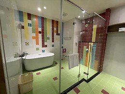 CHECK inn Select Tainan YongKang